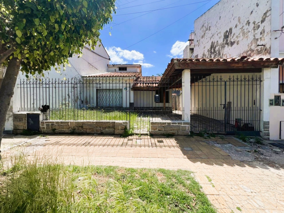 Casa en Venta Ramos Mejia / La Matanza (A004 4682)