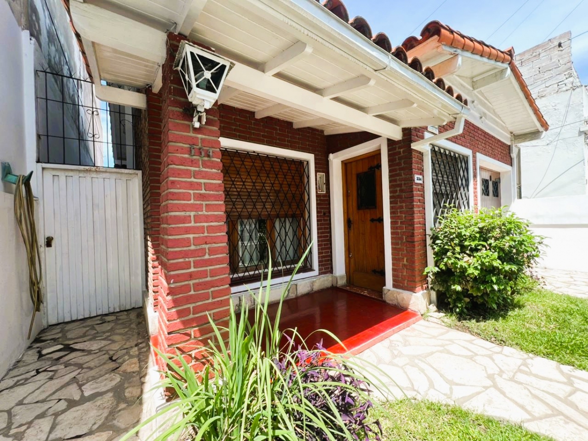 Chalet en Venta Ramos Mejia / La Matanza (A004 4685)