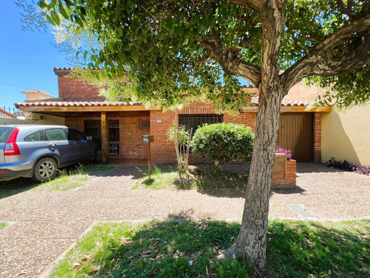 PH en Venta Ramos Mejia / La Matanza (A004 4688)