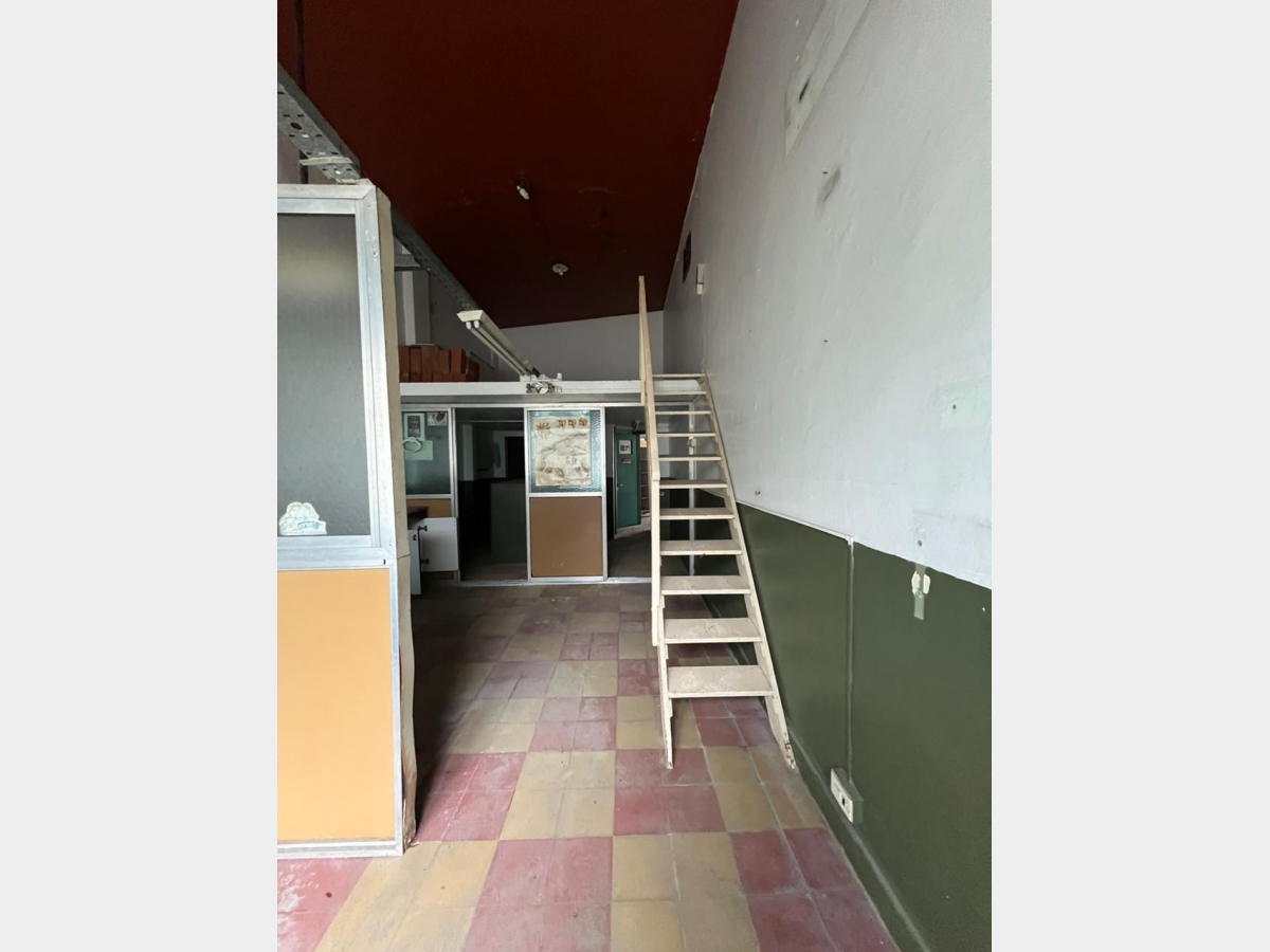 Neg Especiales en Venta Ramos Mejia / La Matanza (A004 4702) - 11