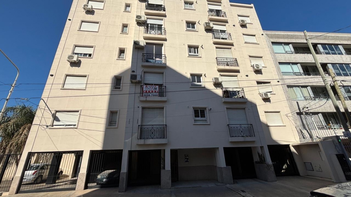 Departamento en Venta Haedo / Moron (A108 7745)