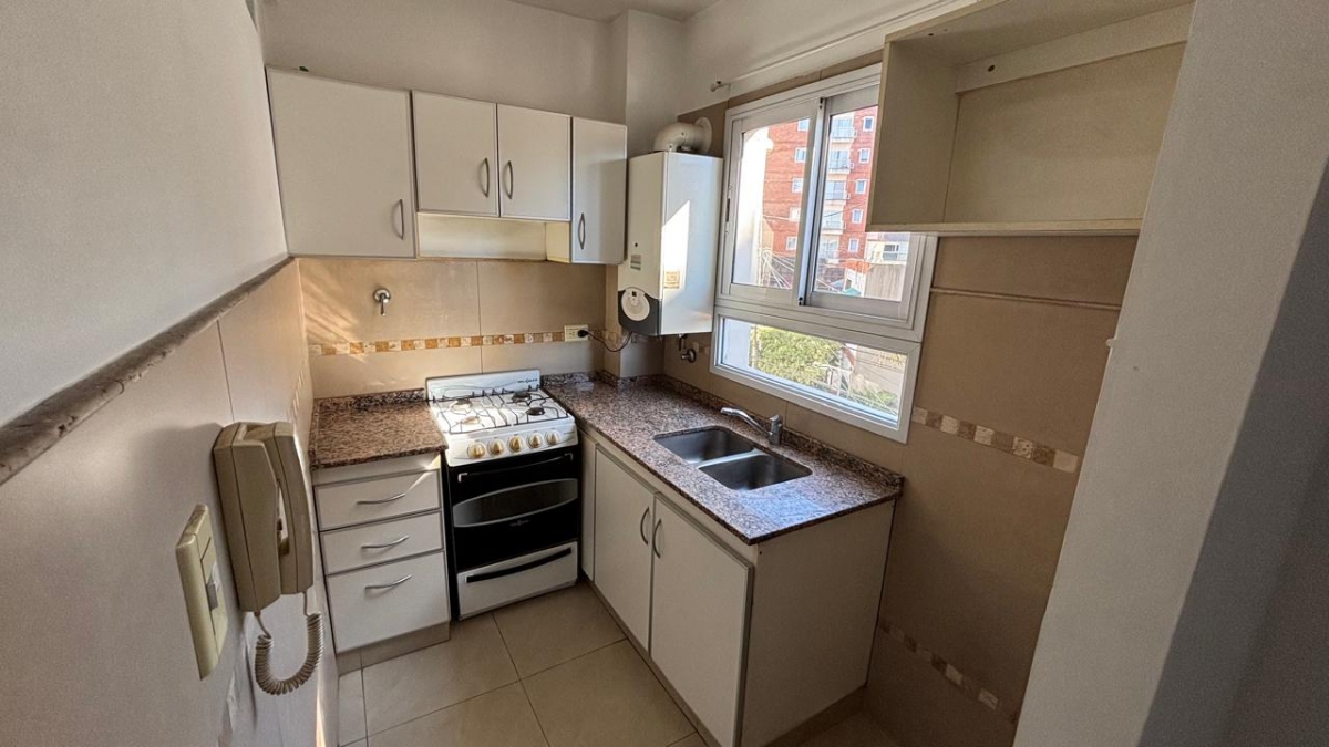 Departamento en Venta Haedo / Moron (A108 7745) — foto 12