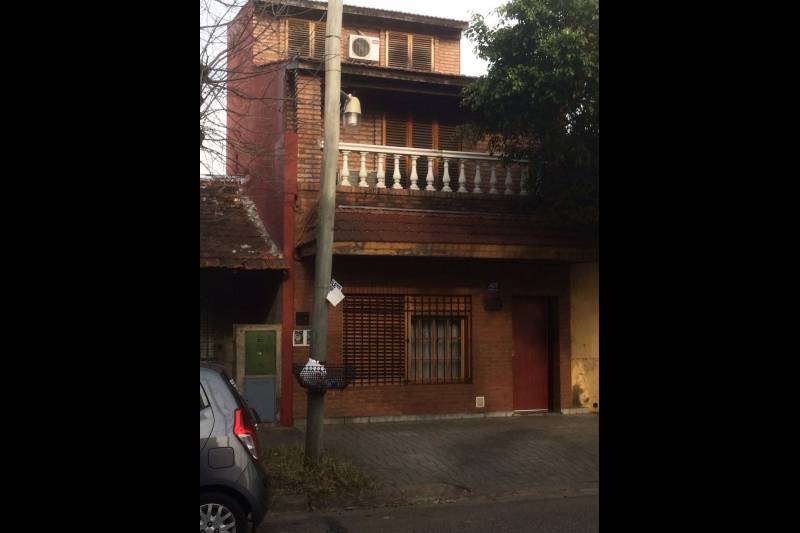PH en Venta Ramos Mejia / La Matanza (A108 8171)