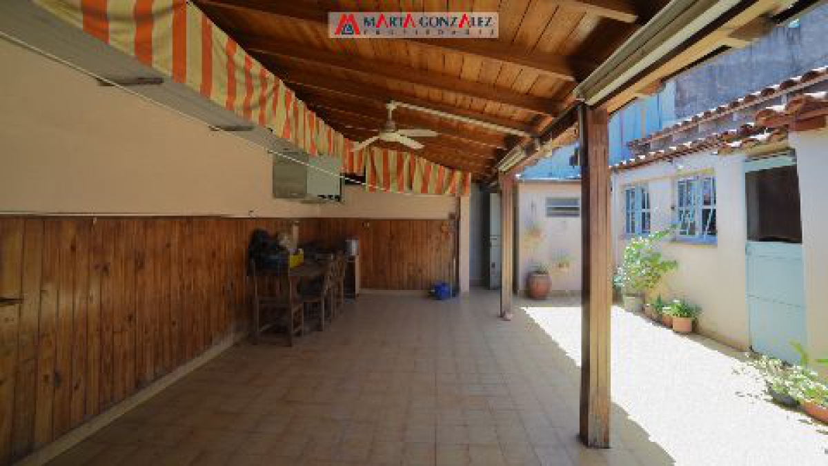 Chalet en Venta Ramos Mejia / La Matanza (A108 8210) - 8