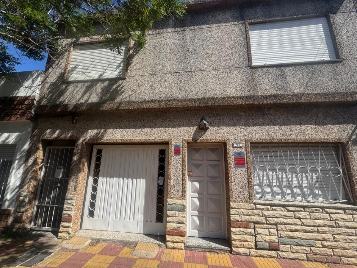 PH en Venta Ramos Mejia / La Matanza (A108 8221) — foto 2