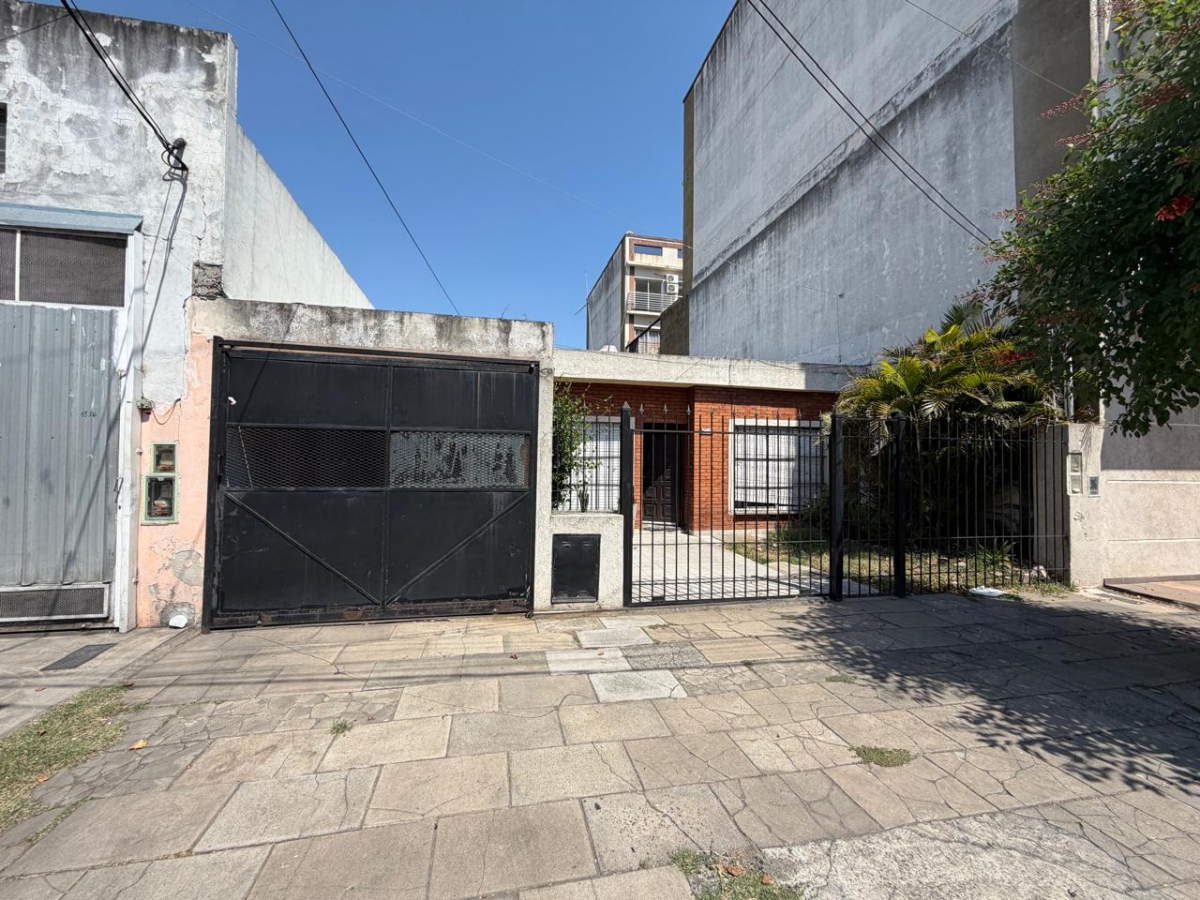 Casa en Venta Villa Luzuriaga / La Matanza (A108 8253)