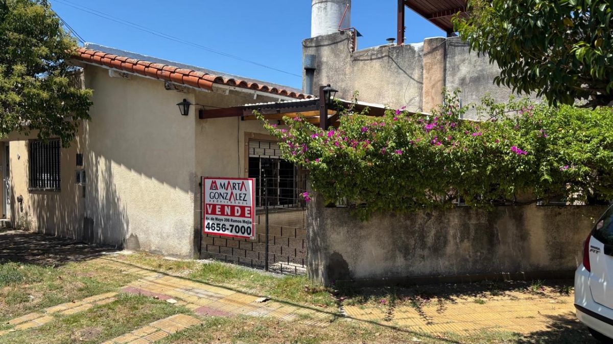 Casa en Venta Haedo / Moron (A108 8257) — foto 2