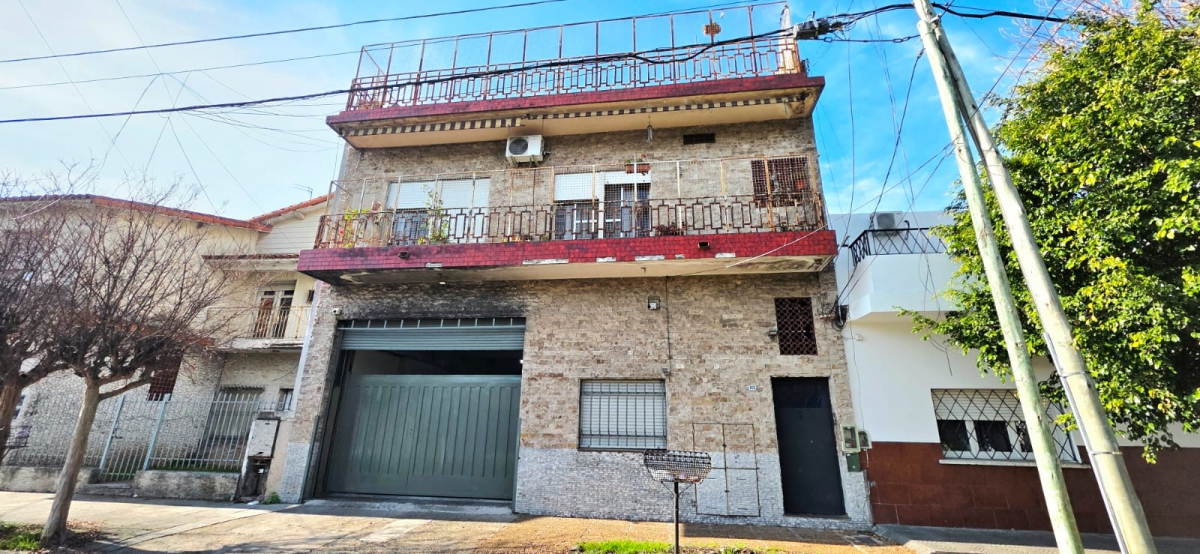 PH en Venta Ramos Mejia / La Matanza (A141 4266)