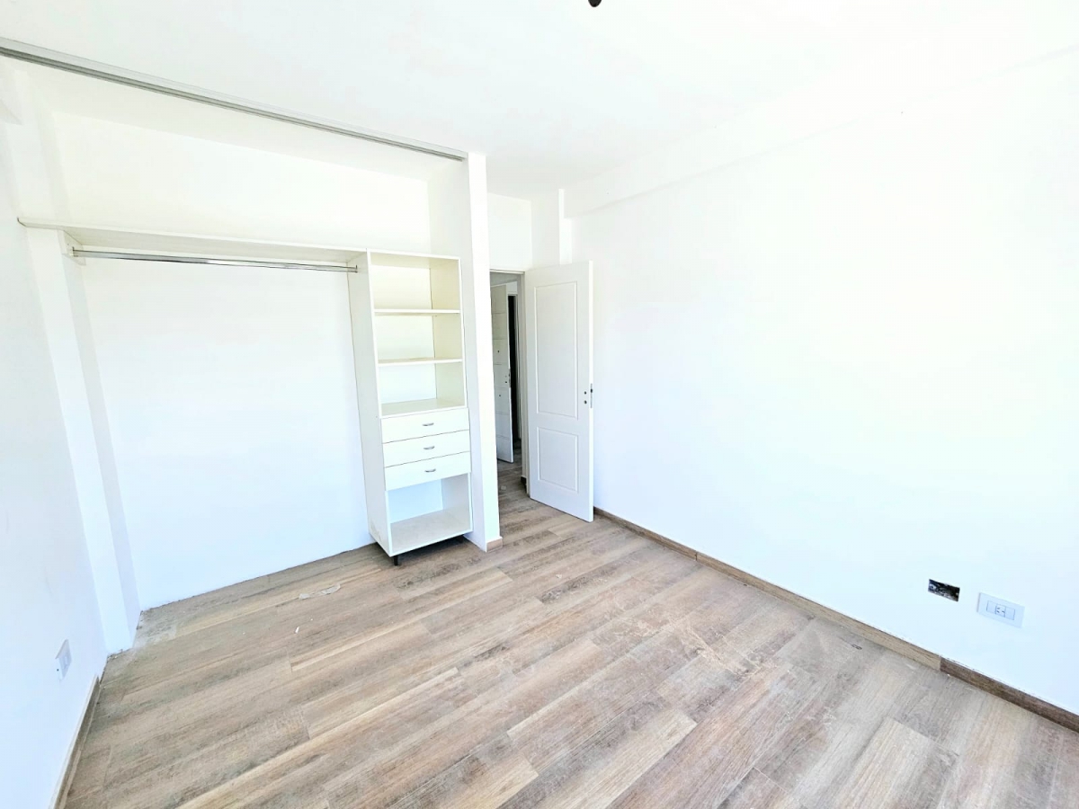 Departamento en Venta Haedo / Moron (A141 4273) - 6