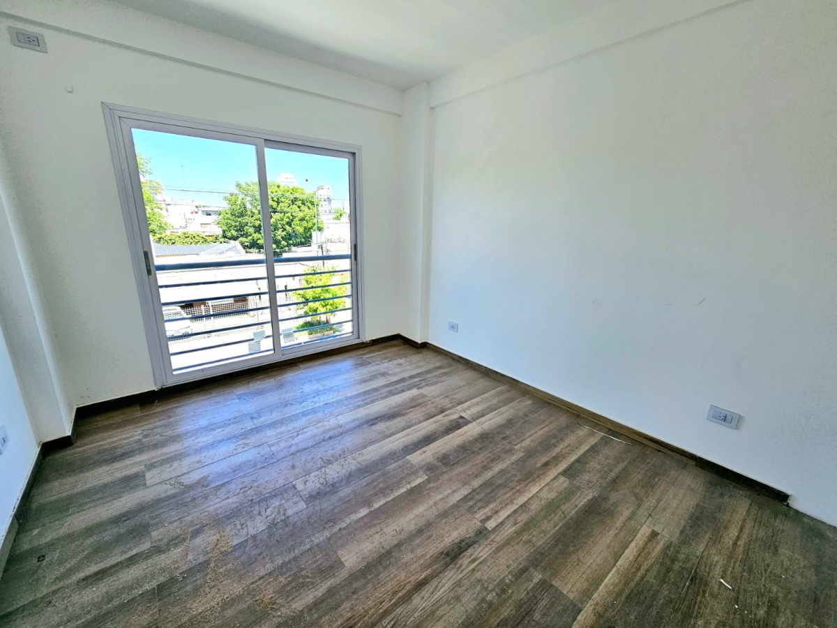 Departamento en Venta Haedo / Moron (A141 4273) - 9