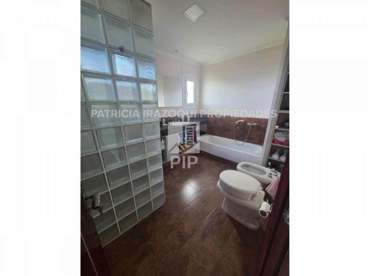 Casa en Venta El Calafate / Lago Argentino (B110 1354) - 11
