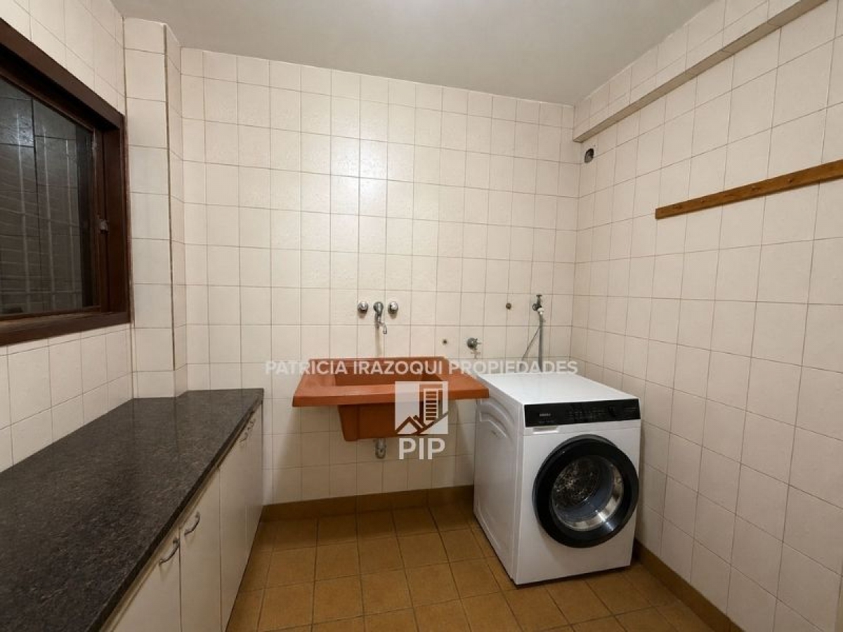 Casa en Venta Haedo / Moron (B110 1382) - 18