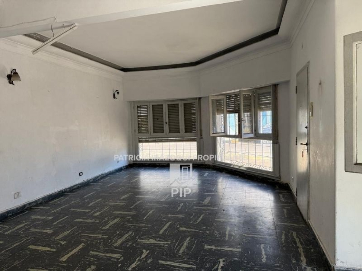 Casa en Alquiler Haedo / Moron (B110 1391) - 2