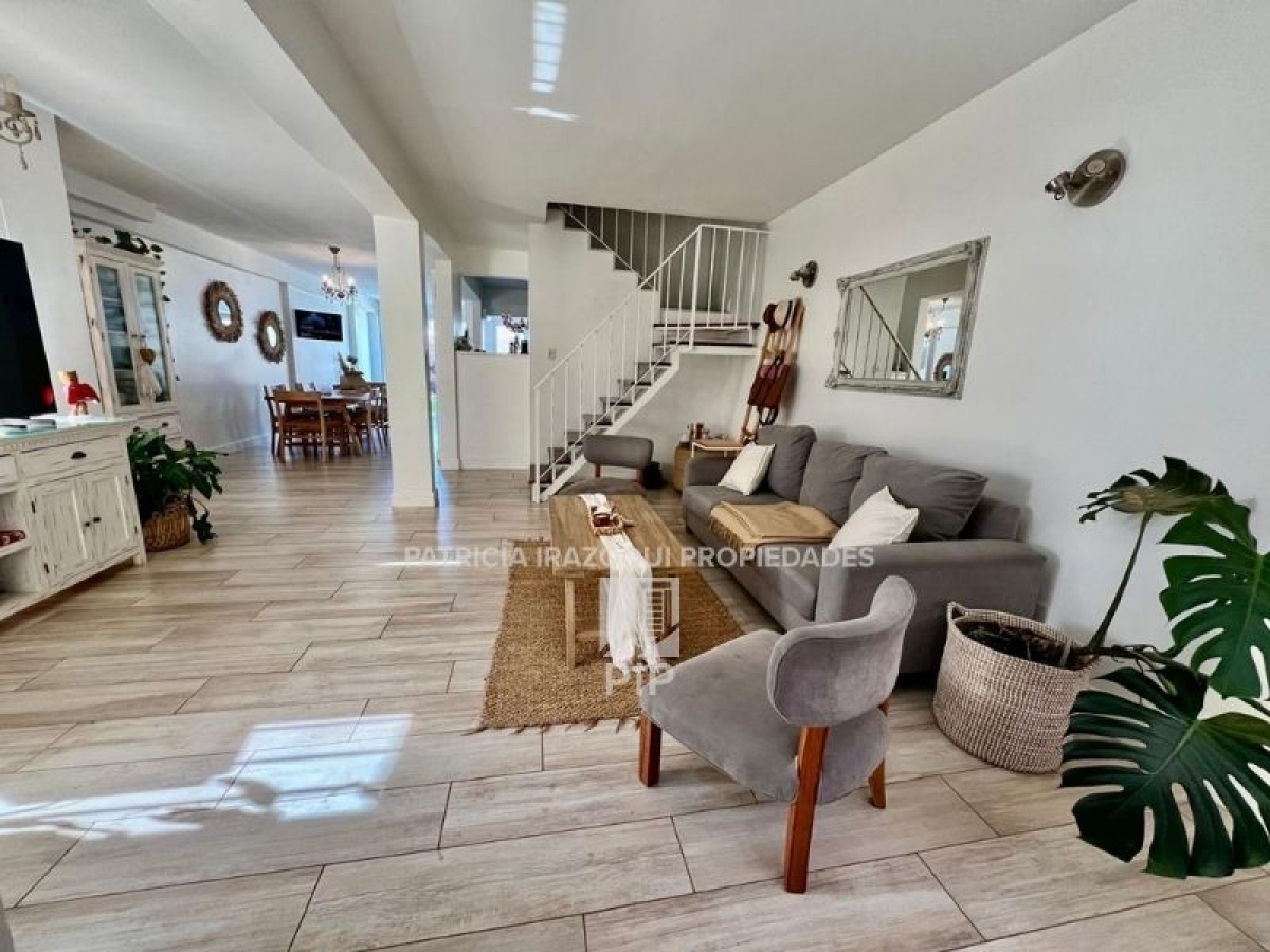 Casa en Venta Hurlingham / Hurlingham (B110 1412) - 2