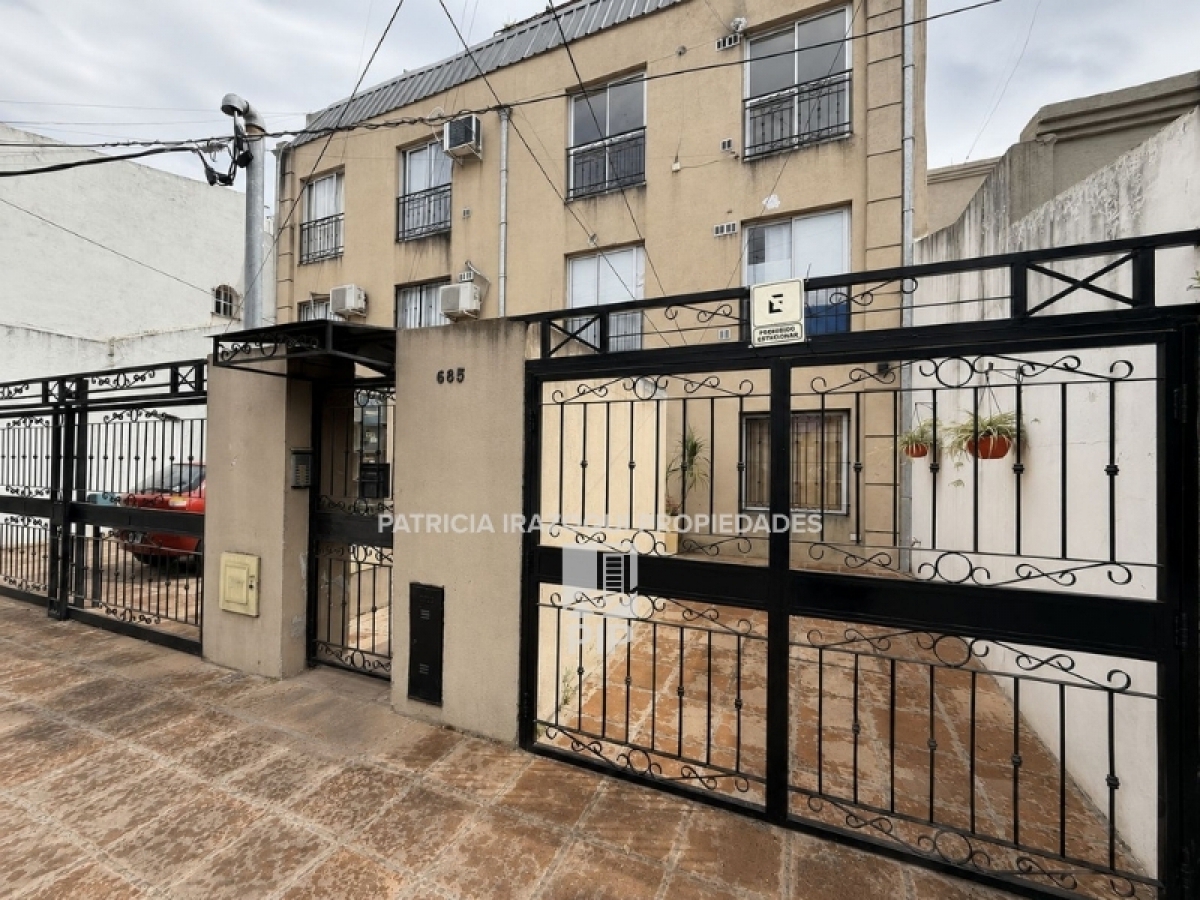Departamento en Venta Villa Sarmiento / Moron (B110 1437) - 8
