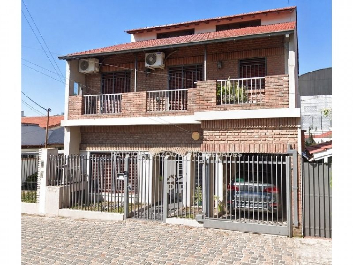 Casa en Venta Haedo / Moron (B110 1458)