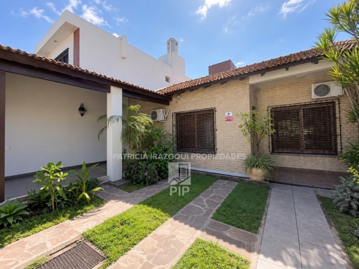 Casa en Venta Haedo / Moron (B110 1477) — foto 2