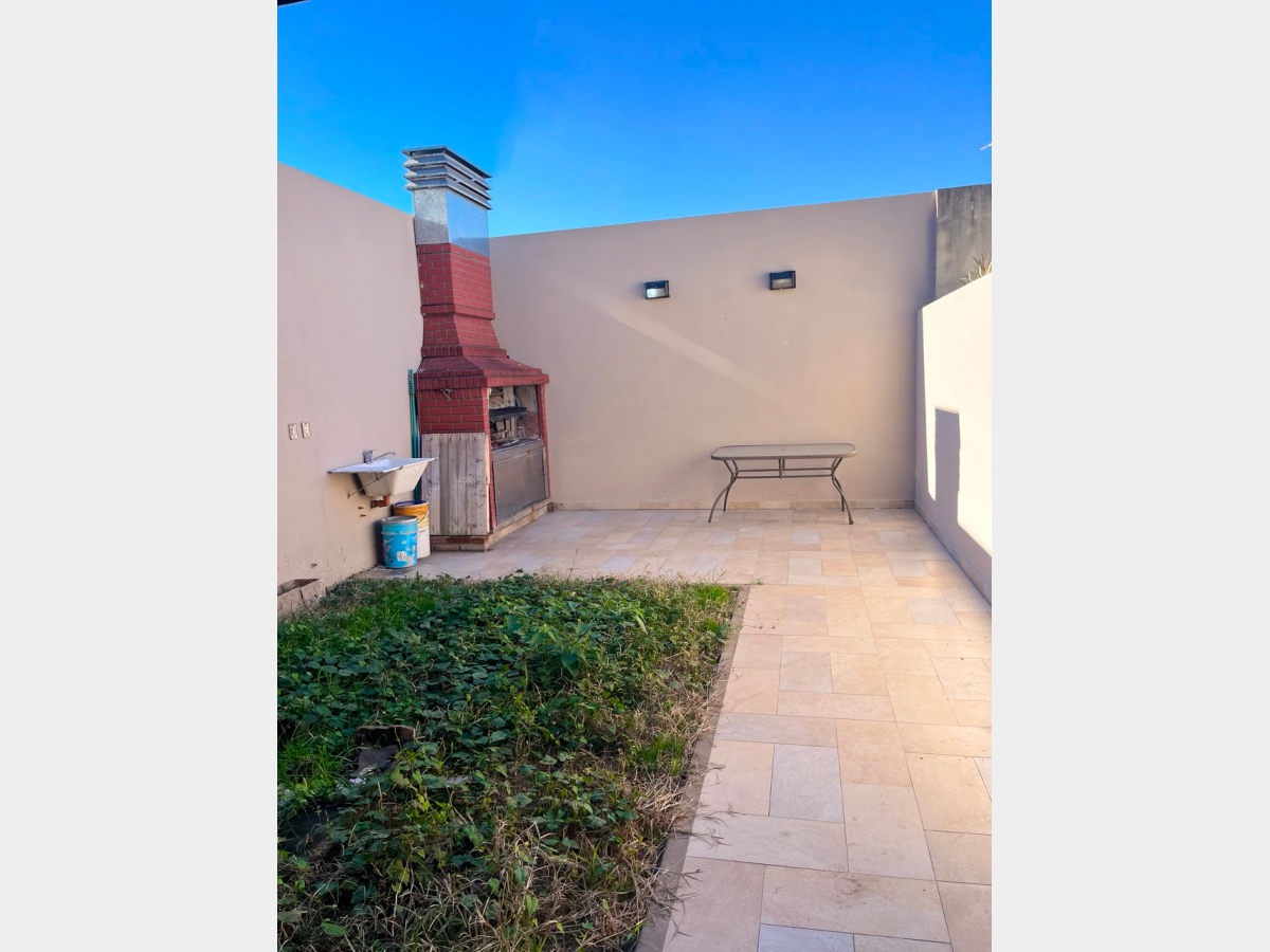 Duplex en Venta Lomas del Mirador / La Matanza (B111 644) - 11