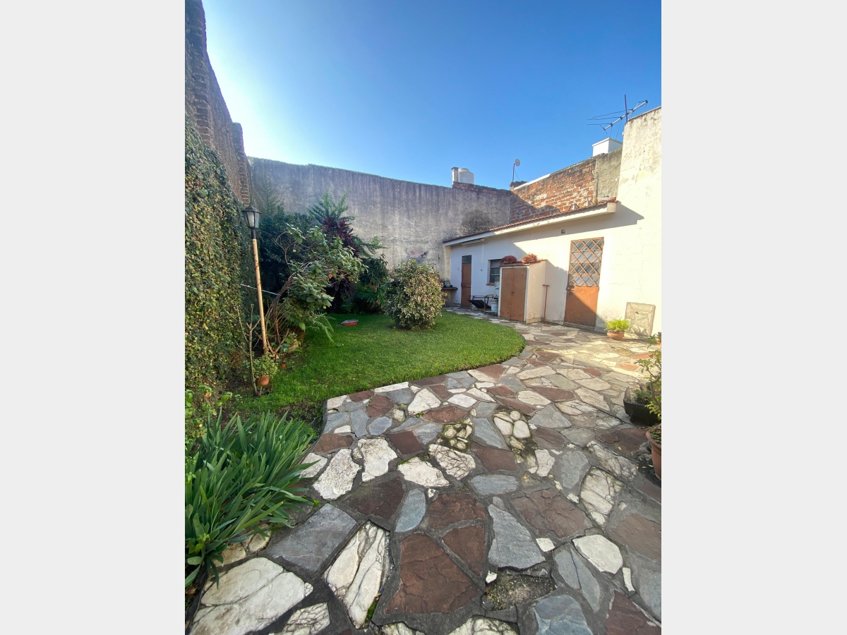 Casa en Venta Lomas del Mirador / La Matanza (B111 668) - 1