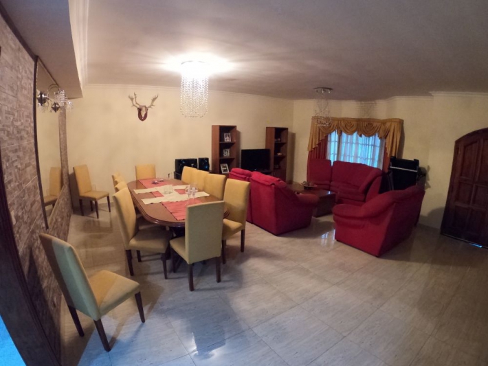 Casa en Venta Villa Sarmiento / Moron (B125 1736) - 3