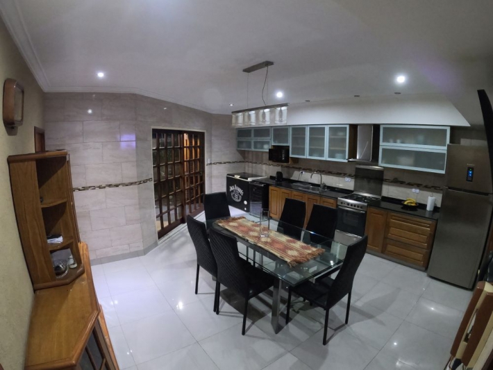 Casa en Venta Villa Sarmiento / Moron (B125 1736) - 6