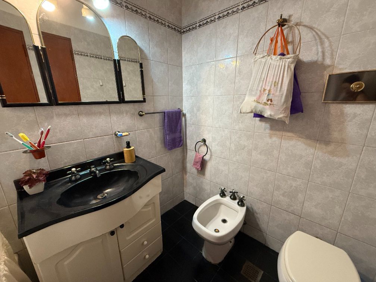 Casa en Venta Villa Sarmiento / Moron (B134 473) — foto 9