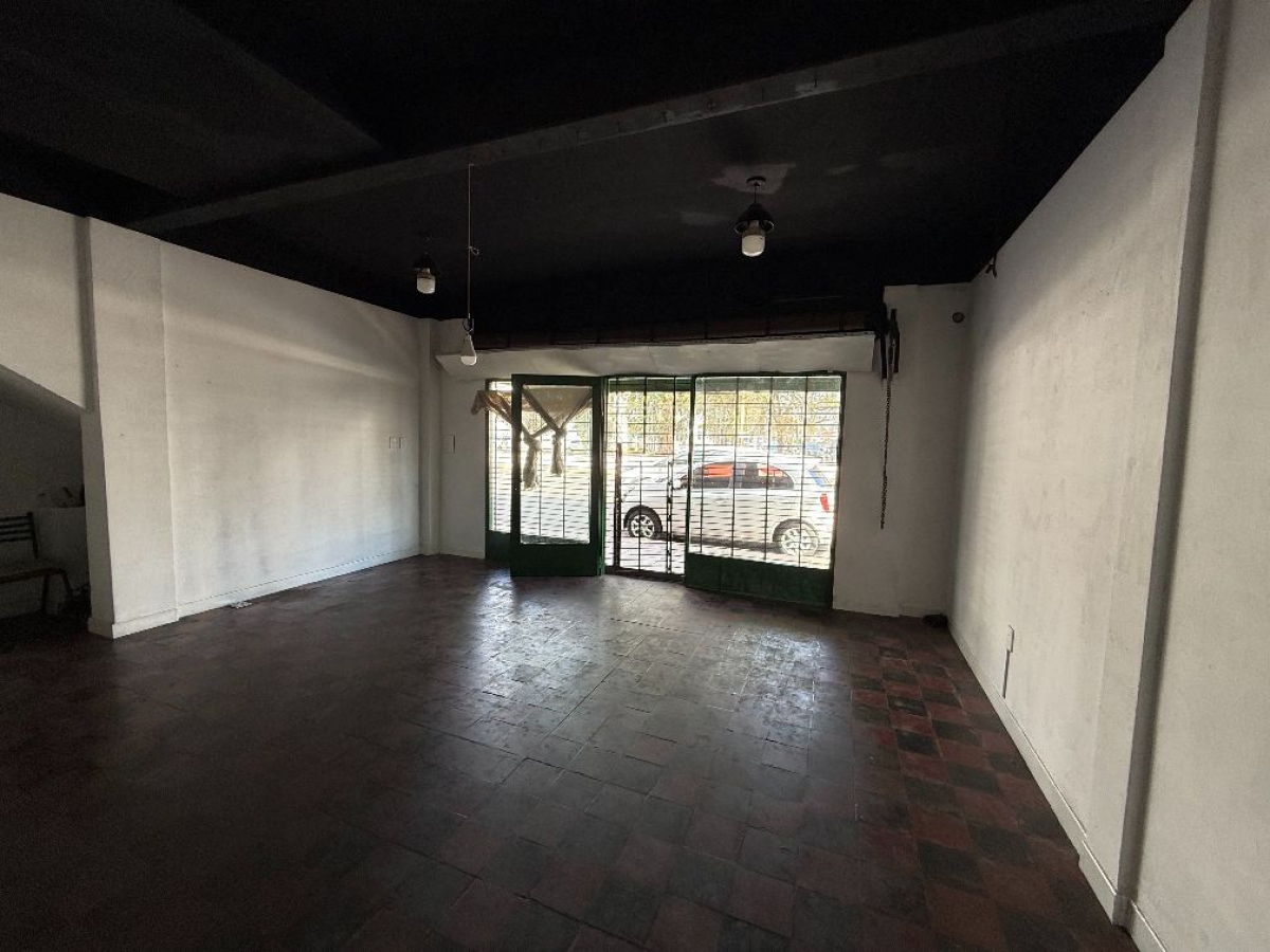 Local a la calle en Alquiler Haedo / Moron (B134 506) - 3