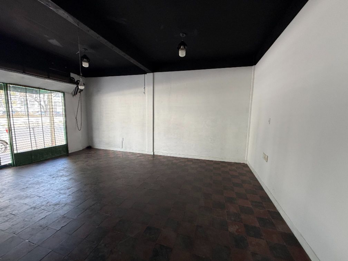 Local a la calle en Alquiler Haedo / Moron (B134 506) - 6