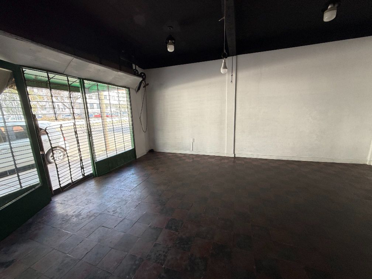 Local a la calle en Alquiler Haedo / Moron (B134 506) - 8